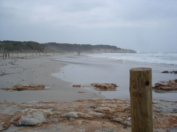La spiaggia di Santo Tomàs in inverno La spiaggia di Santo Tomàs in inverno